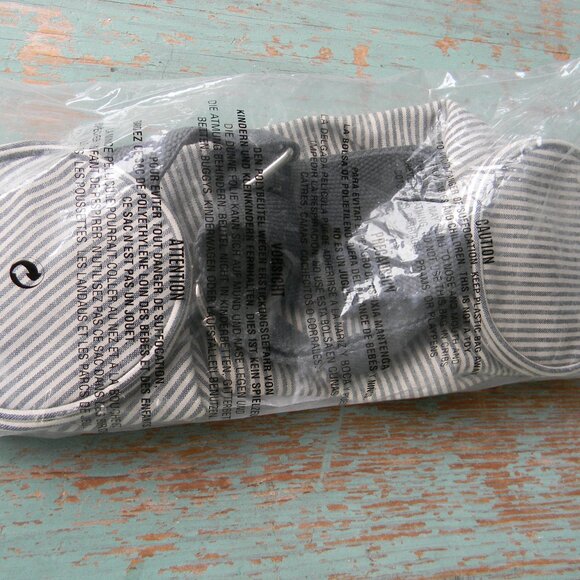 NEW SEALED PAMPERED CHEF STRIPED WINE BAG WITH STRAP  100094 - Picture 3 of 3